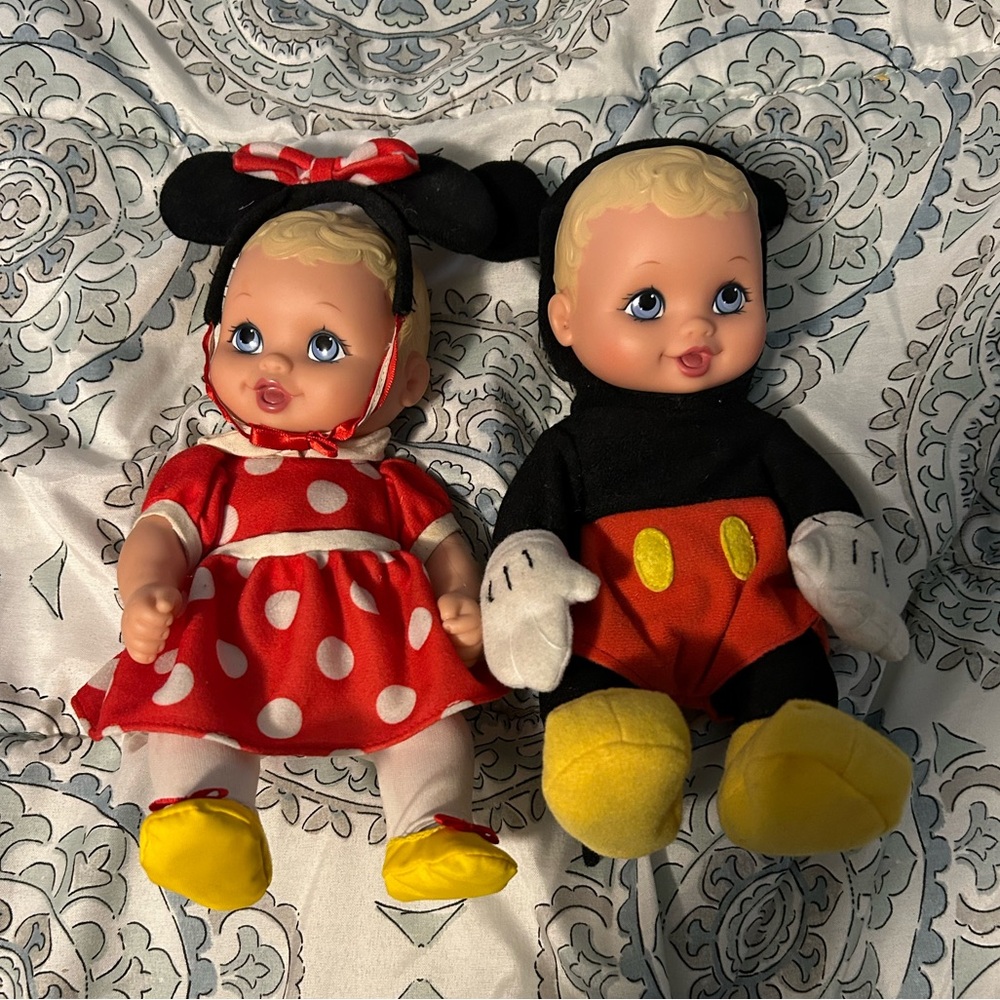 Mickey & Minnie water babies